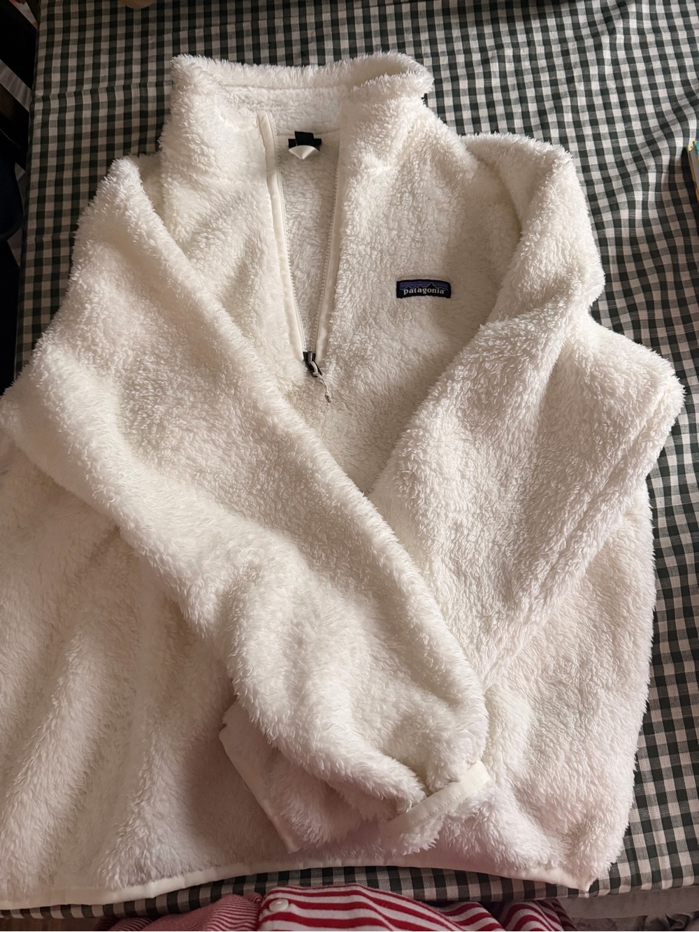 Patagonia Women’s Cream Plush Teddy Quarter-Zip Jacket